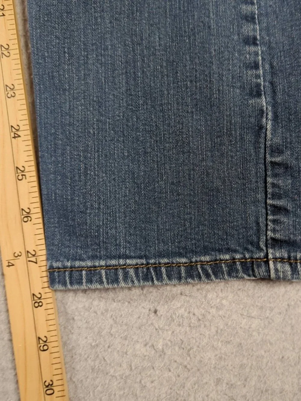 Levi's 513 Jeans Men's 32x30 (Actual 32x28) Blue Slim Straight Stretch Denim